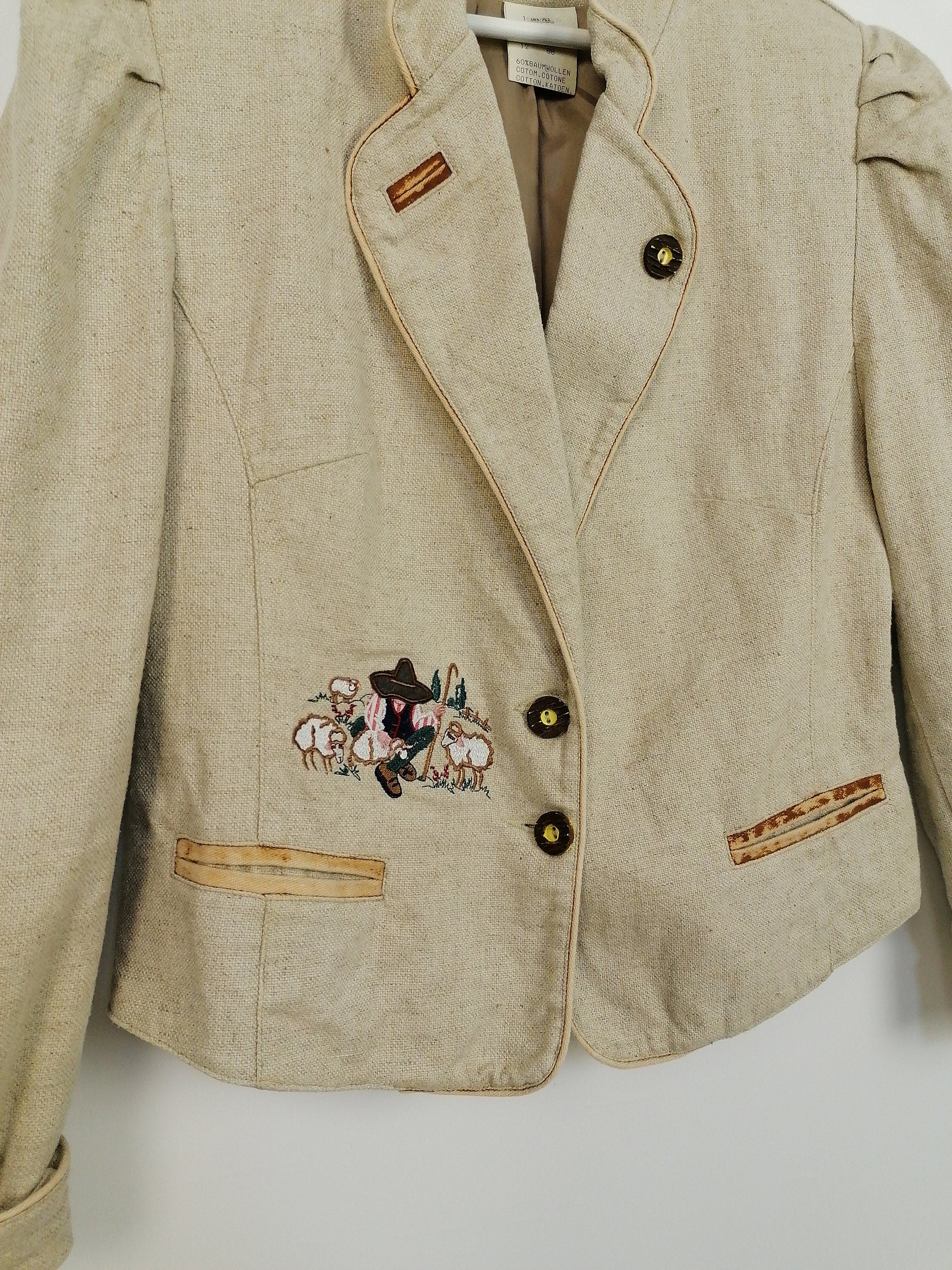 90's Puffy Shoulders Austrian Blazer - size M-L