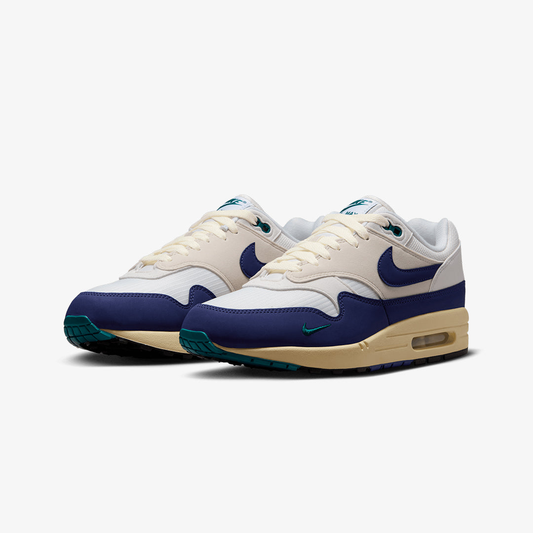 AIR MAX 1 'SAIL/DEEP ROYAL BLUE-LT OREWOOD BRN'