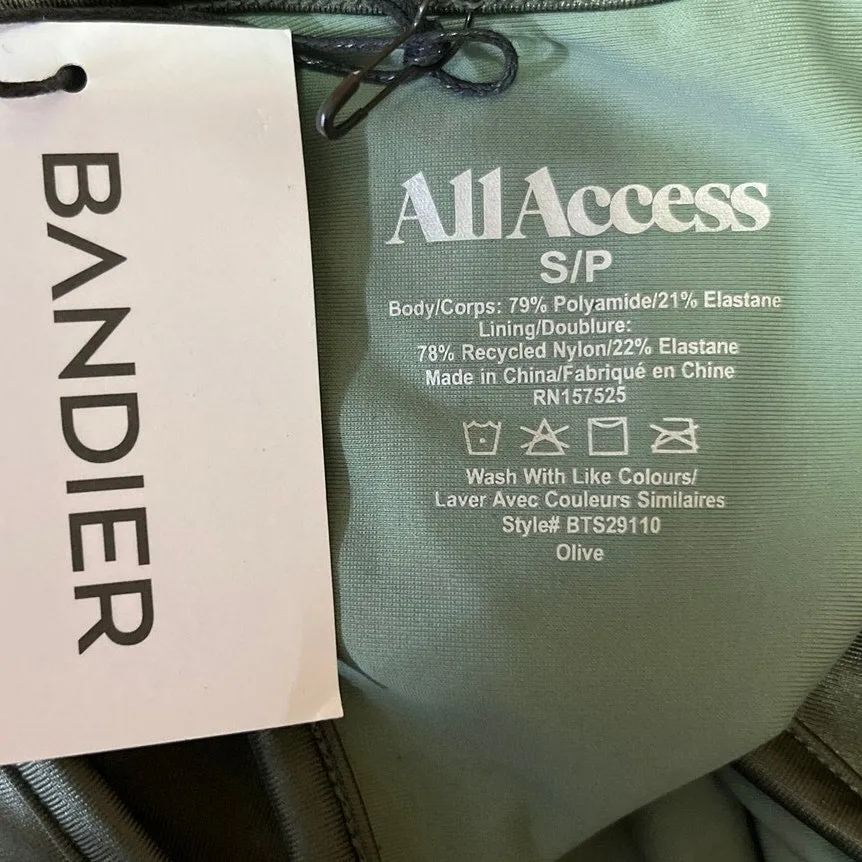 All Access x Bandier NWT Green Scoop Neck Racerback Front Row Sports Bra Size S