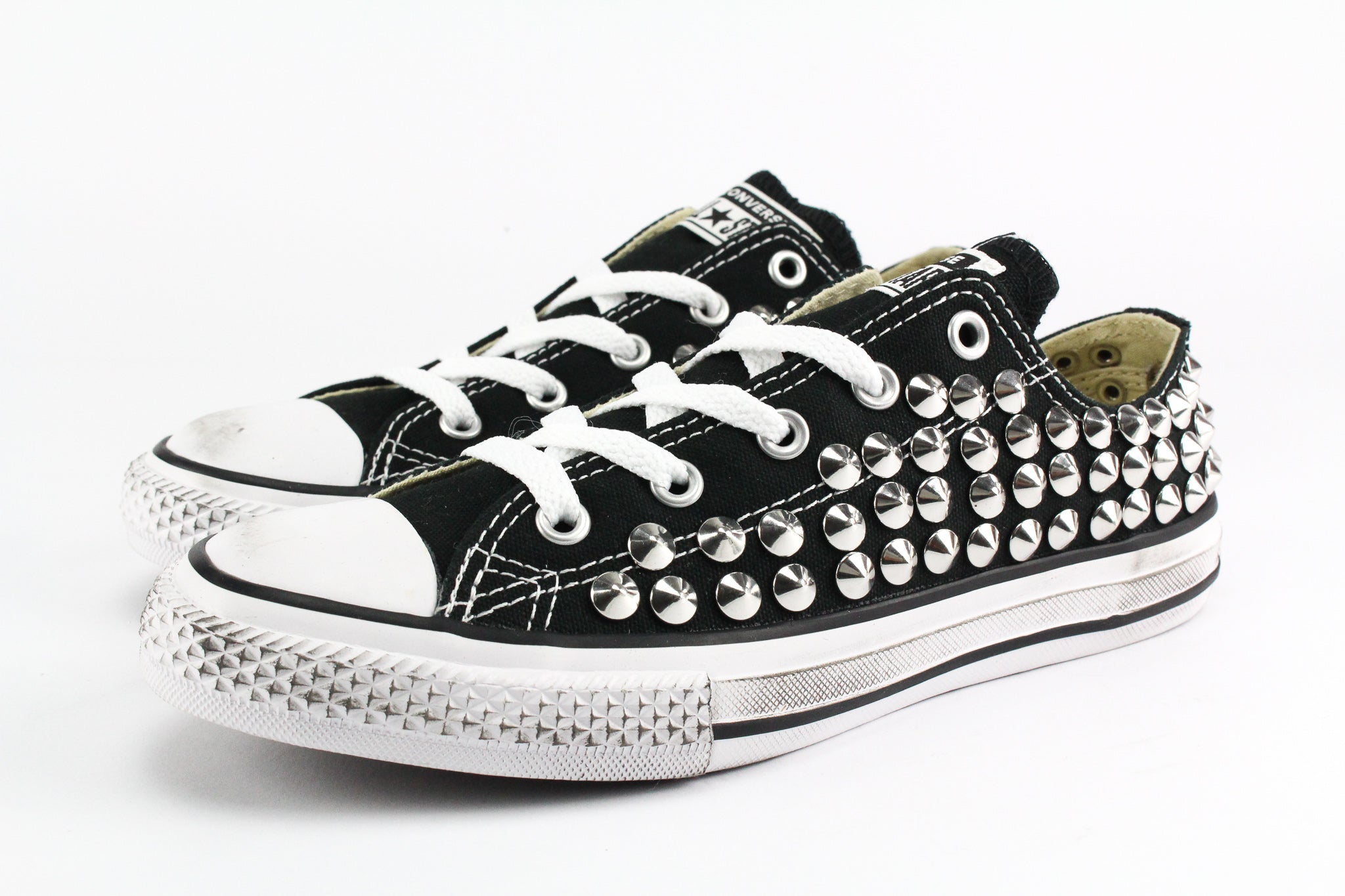 Converse All Star Black basse Total Borchie