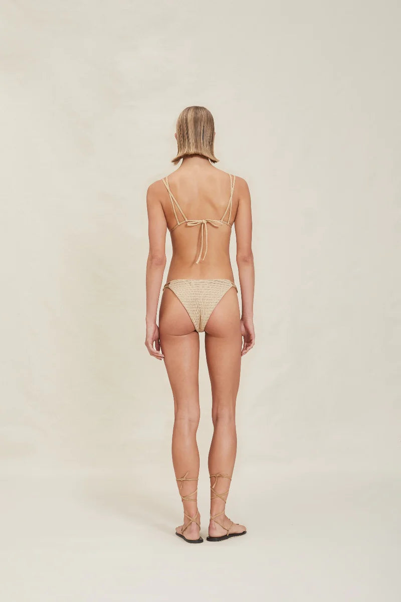 Devon Windsor - Carley Bottom - Raffia