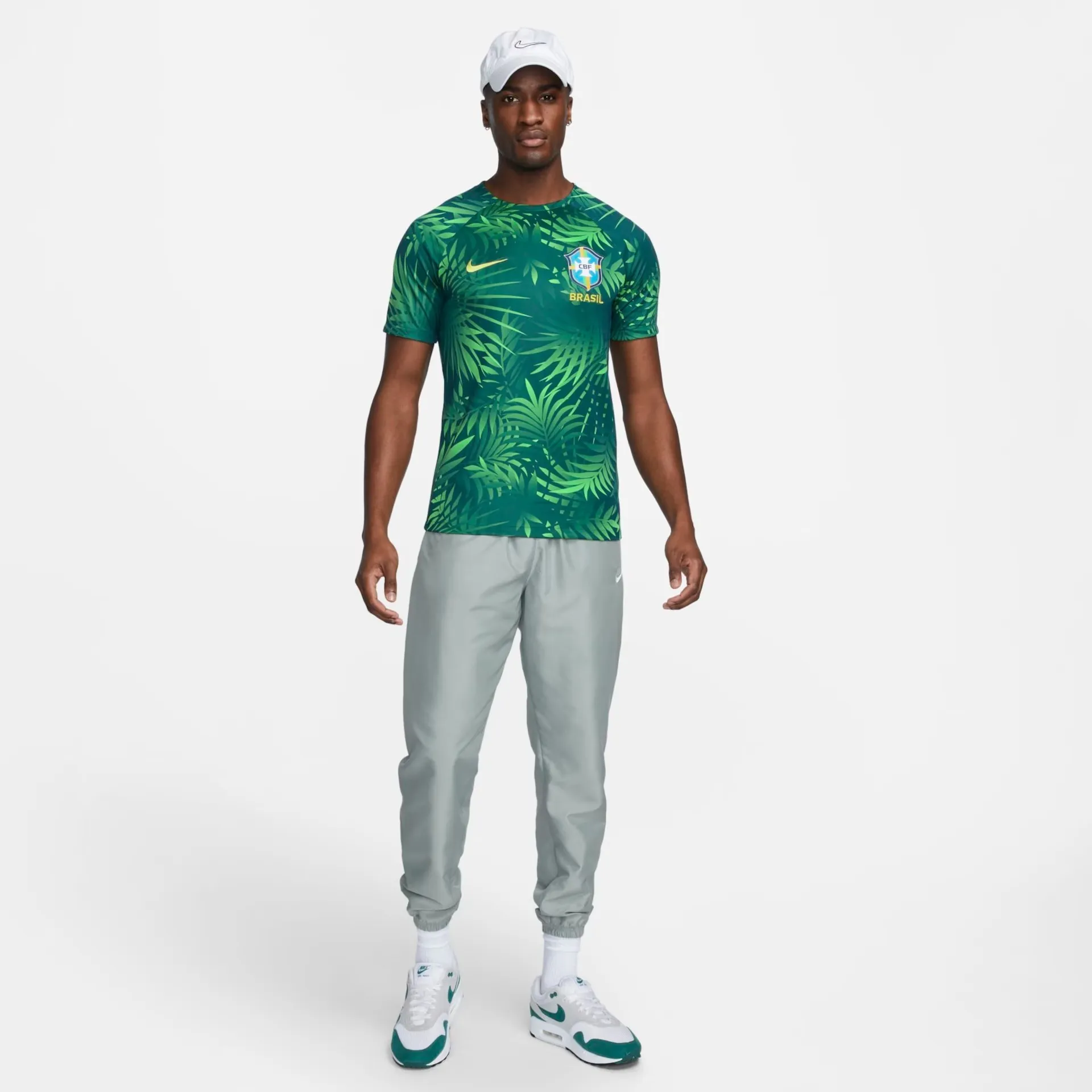 Nike  |Brazil Academy Pro