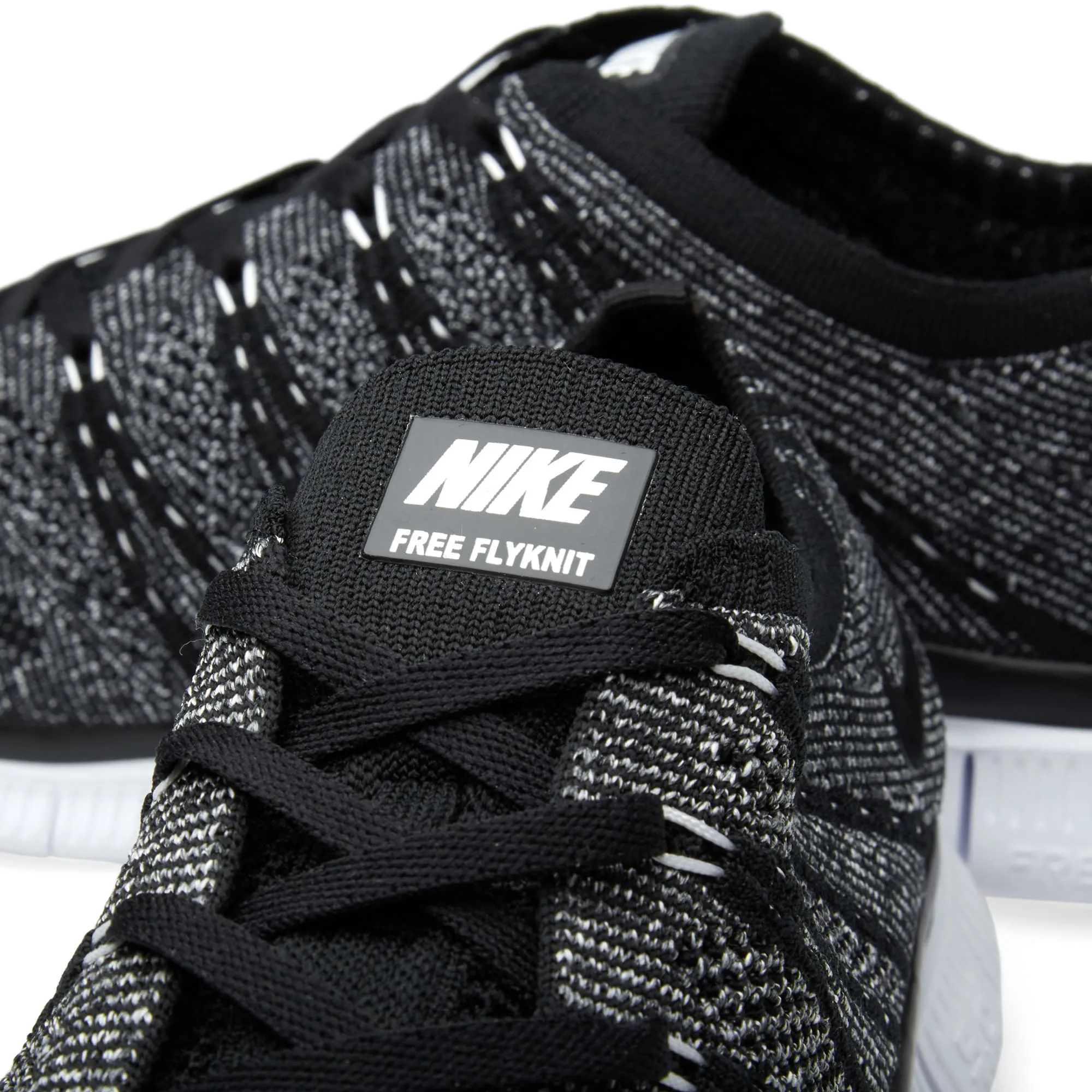 Nike Free FlyknitBlack & White