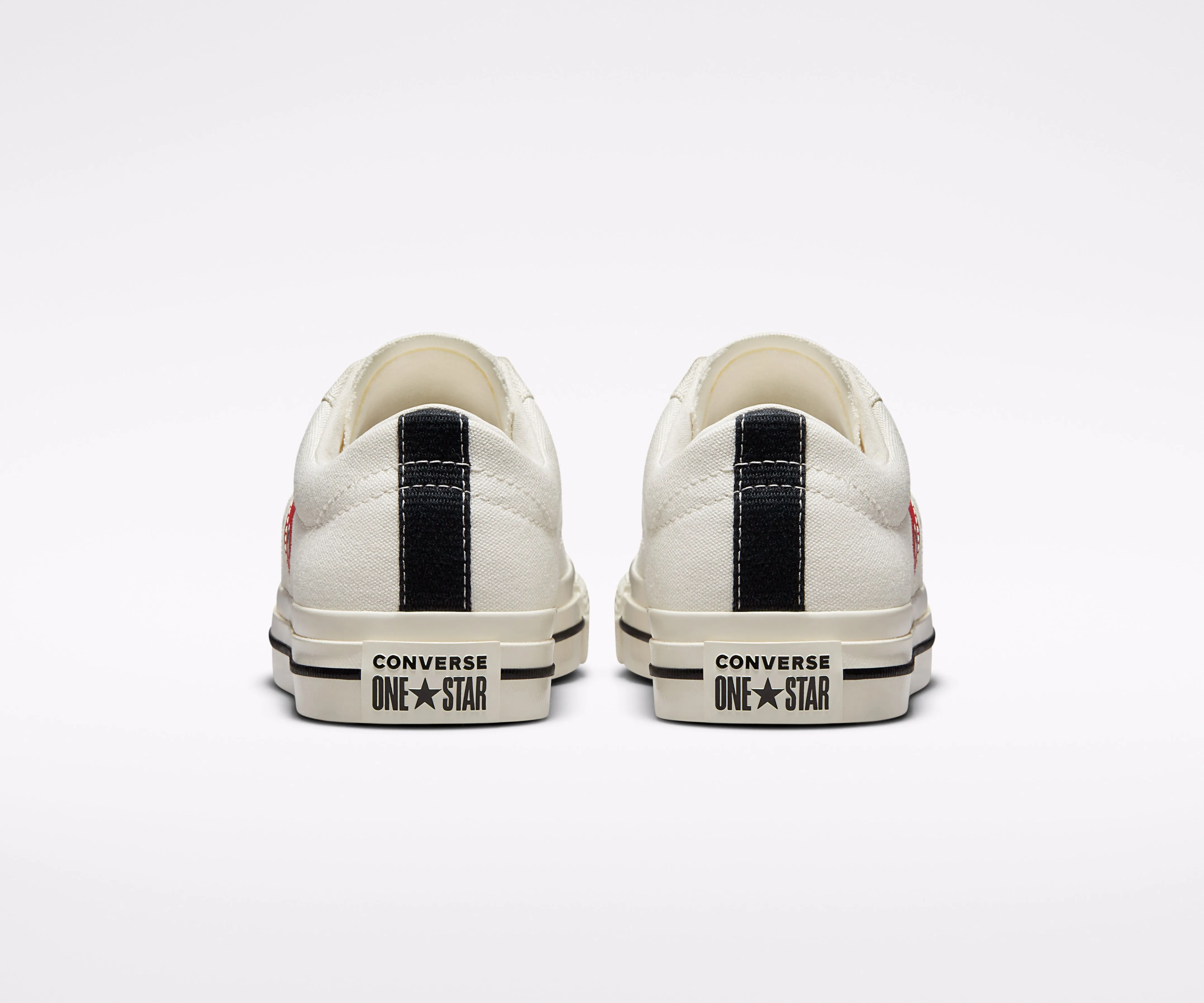 Play Comme des Garons x Converse Red Heart One Star (White)