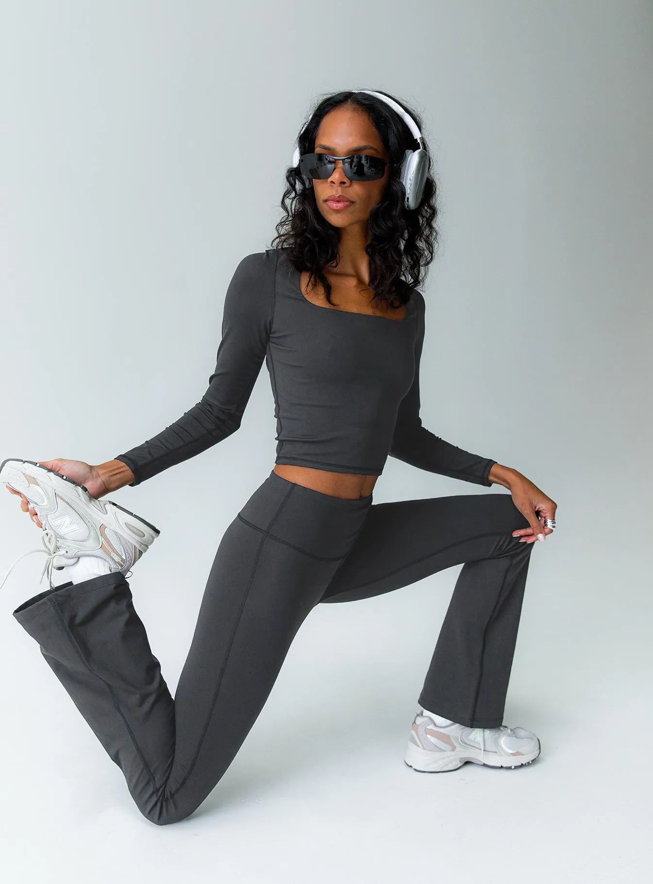 Thriving Activewear Top Grey