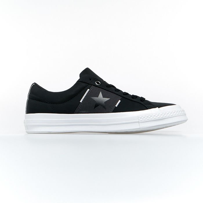 TNIS CONVERSE ONE STAR